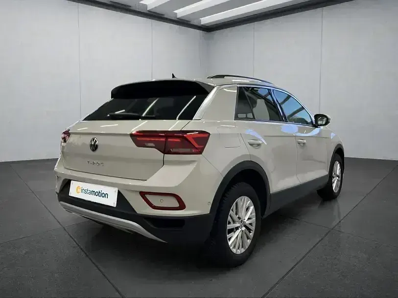 Gebraucht VW T-Roc Life 110 PS (80 kW) 2023 Grau SUV