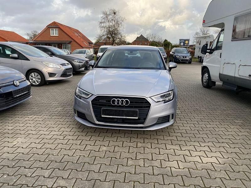 Gebraucht Audi A3 Sport 184 PS (135 kW) 2018 Silber Limousine