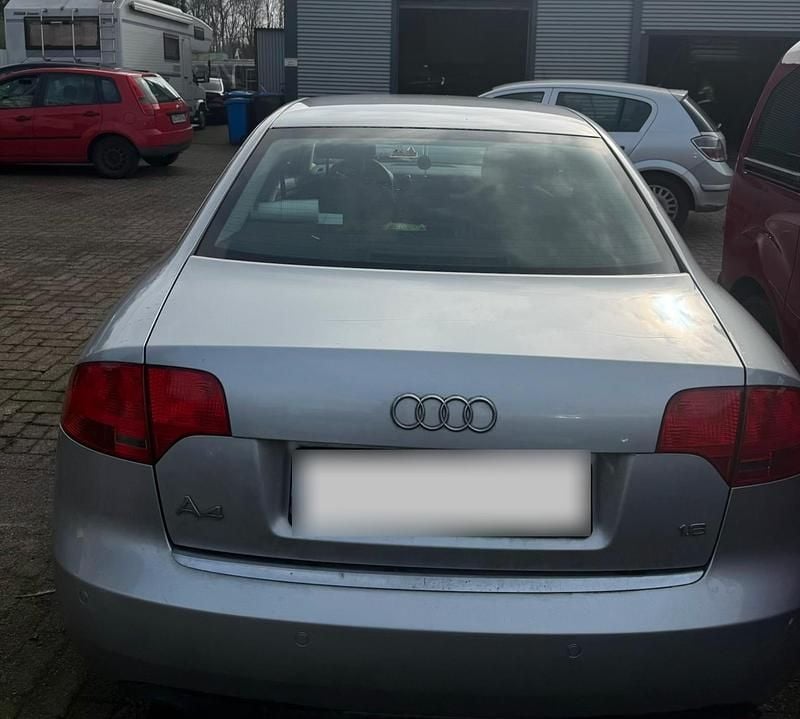 Gebraucht Audi A4 105 PS (77 kW) 2006 Silber Limousine