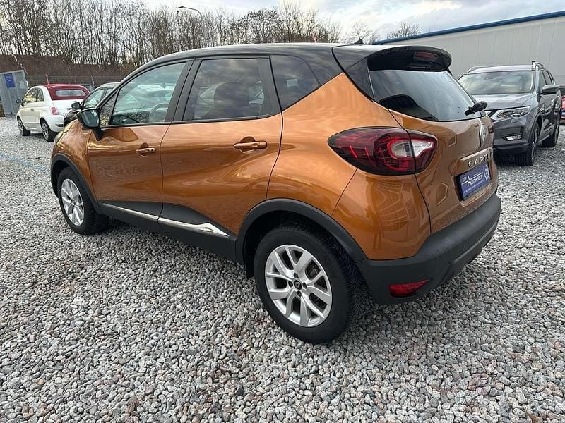 Gebraucht Renault Captur LIMITED 131 PS (96 kW) 2019 Orange SUV
