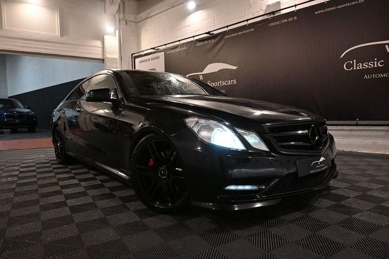 Gebraucht Mercedes E350 AMG 265 PS (194 kW) 2012 Schwarz Coupé