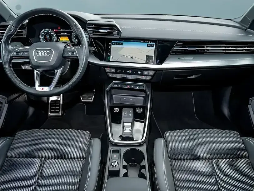 Gebraucht Audi A3 e-tron 204 PS (150 kW) 2022 Grau Kleinwagen
