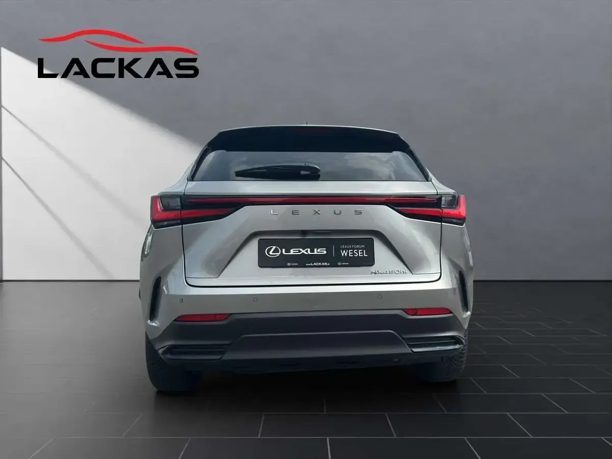 Gebraucht Lexus NX450h+ E-FOUR 309 PS (227 kW) 2025 Silber SUV