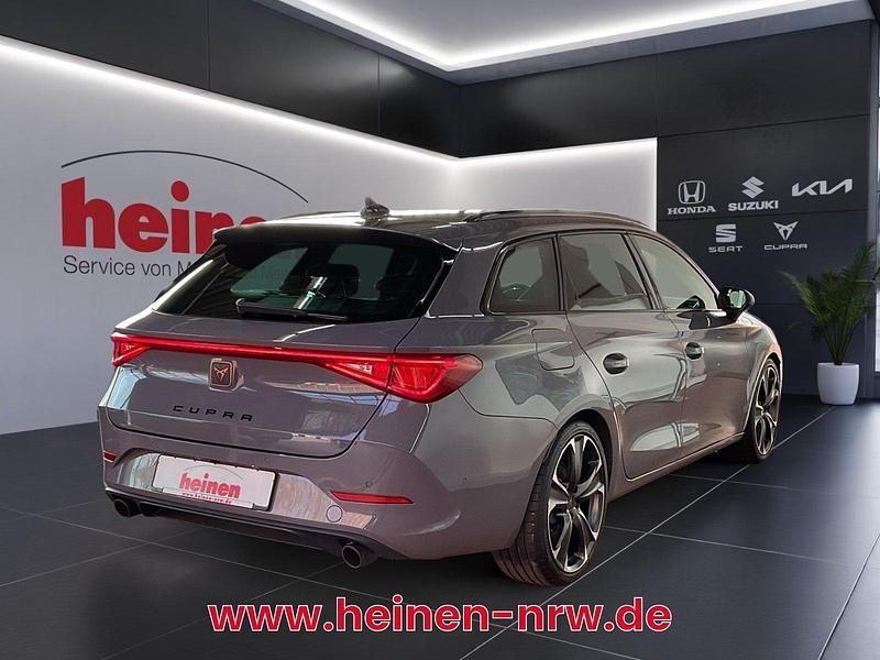 Gebraucht Seat Leon 245 PS (180 kW) 2024 Graphene grau Limousine