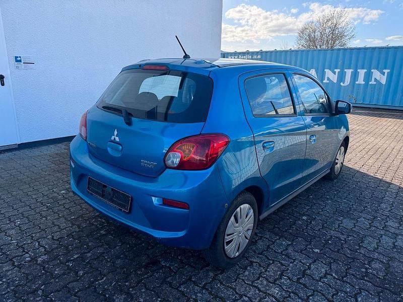 Second-hand Mitsubishi Space Star 71 CP (52 kW) 2017 Albastru Hatchback