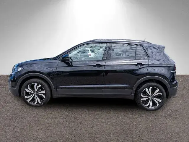 Gebraucht VW T-Cross Move 110 PS (80 kW) 2023 Deep black perleffekt SUV