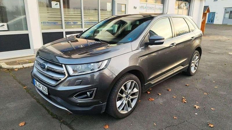 Gebraucht Ford Edge Titanium 209 PS (153 kW) 2017 Grau SUV