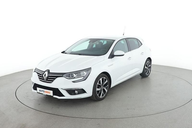 Weiß Gebraucht 2018 Renault Mégane IV Bose Edition Limousine | 12.340 € (Fairer Preis) - Bild 1/3