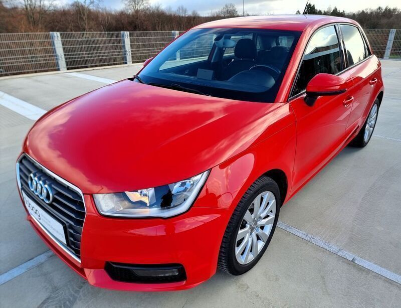 Rot Gebraucht 2015 Audi A1 Sportback Design Kleinwagen | 10.450 € (Guter Preis) - Bild 1/4