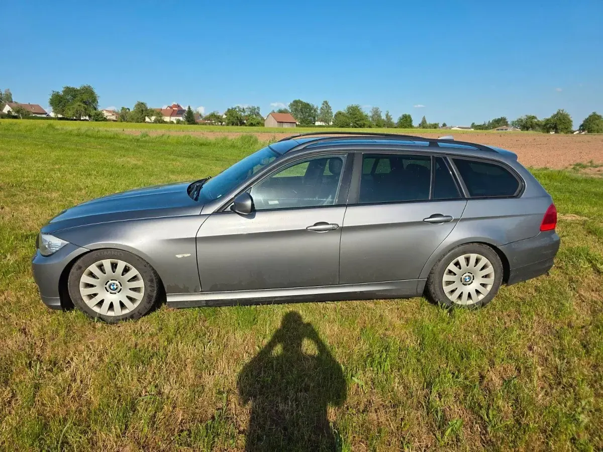 Gebraucht BMW 320 Performance 177 PS (130 kW) 2009 Grau Kombi
