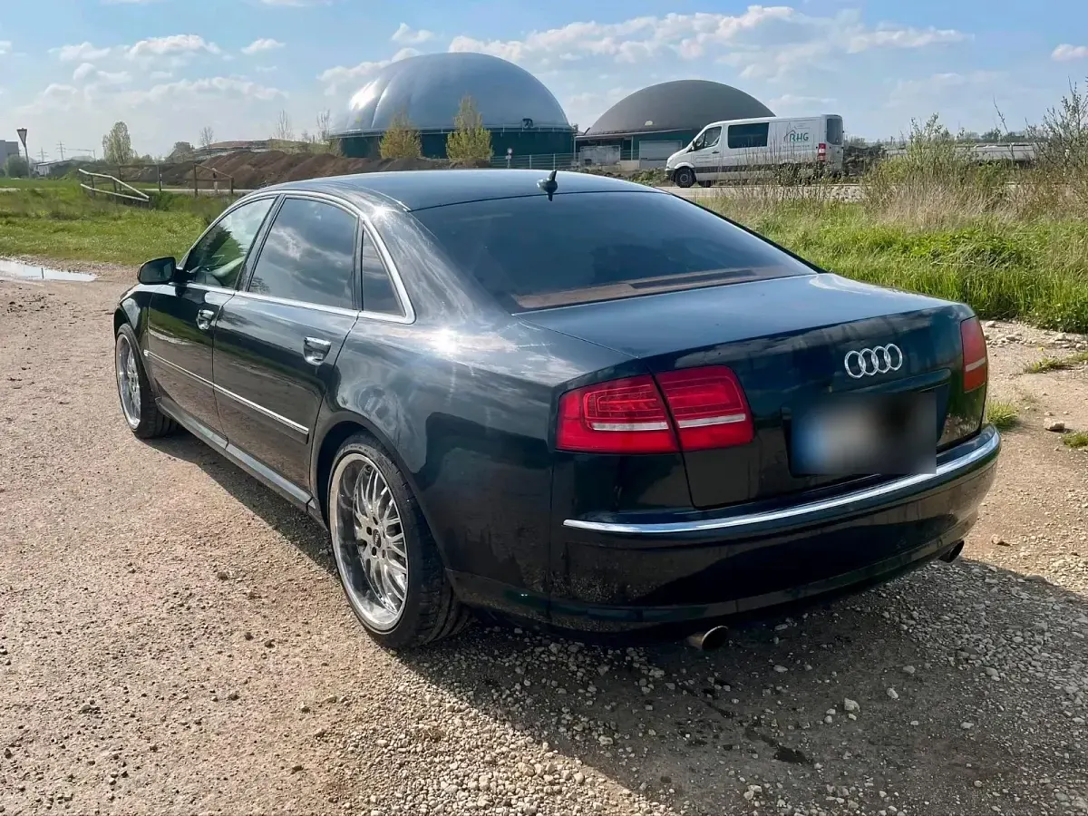 Gebraucht Audi A8L Advanced 335 PS (246 kW) 2006 Schwarz Limousine