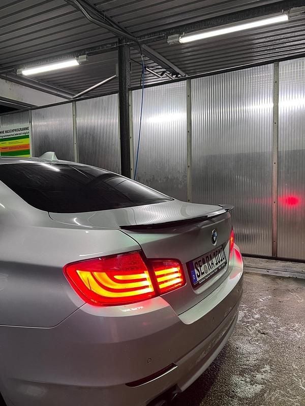 Gebraucht BMW 520 184 PS (135 kW) 2010 Silber Limousine