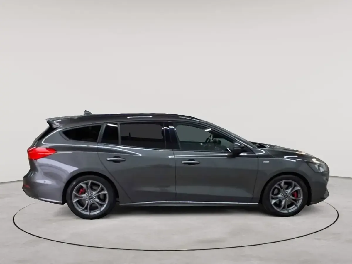 Gebraucht Ford Focus ST-Line X 150 PS (110 kW) 2022 Magneticgrau metallic Kombi