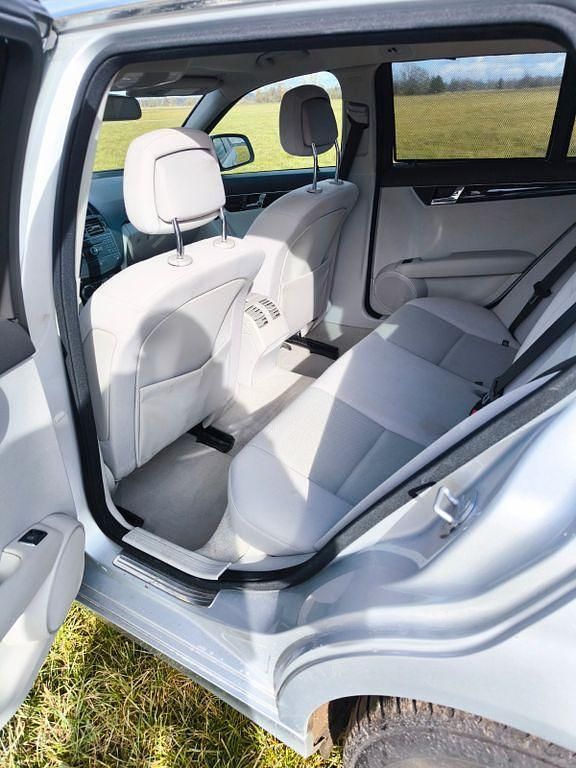 Gebraucht Mercedes 220 170 PS (125 kW) 2008 Silber Limousine