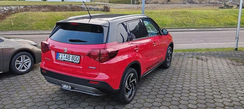 Neu Suzuki Vitara Comfort+ 110 PS (80 kW) 2025 Rot SUV