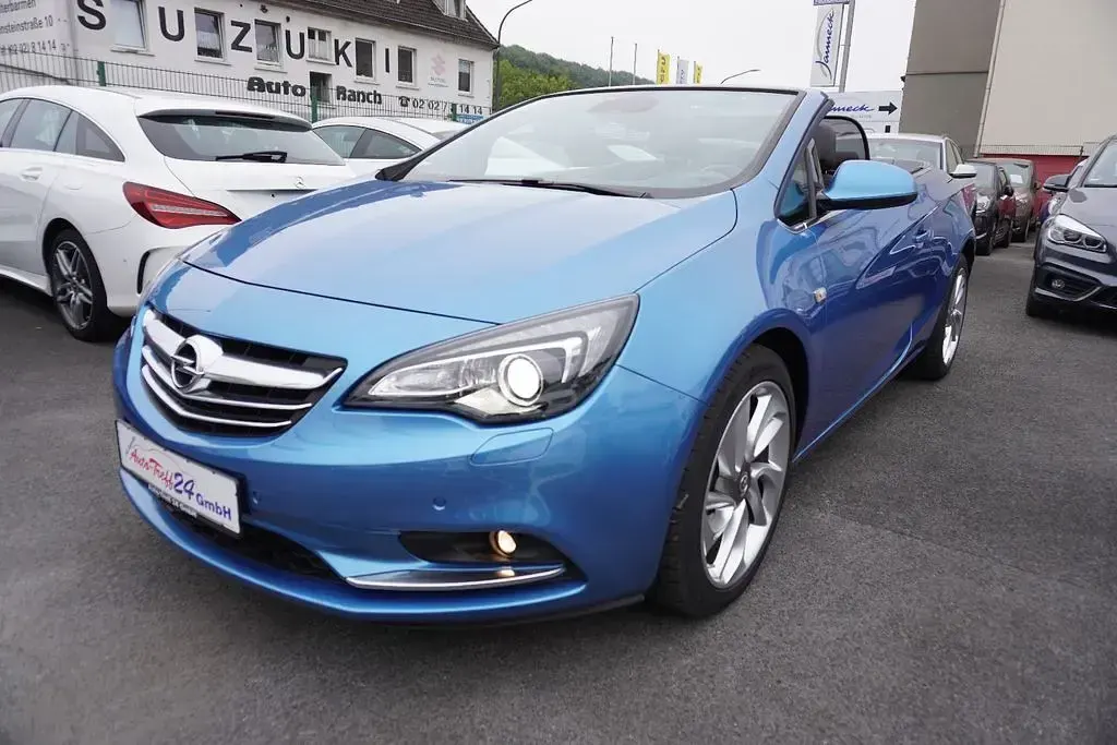 Gebraucht Opel Cascada Innovation 170 PS (125 kW) 2016 Blau Cabrio