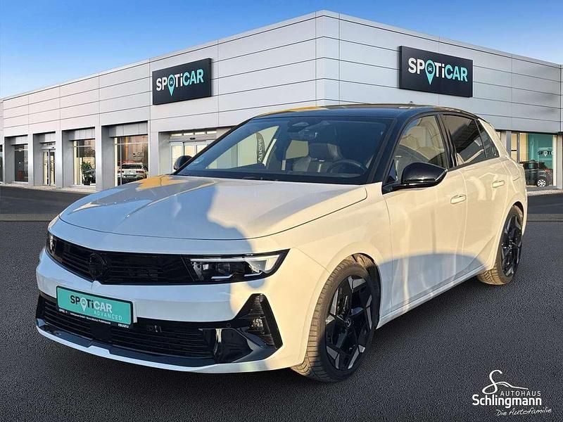 Jade weiss Gebraucht 2023 Opel Astra GSe Kleinwagen | 26.900 € (Fairer Preis) - Bild 1/4