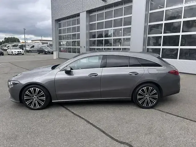 Gebraucht Mercedes CLA180 Progressive 116 PS (85 kW) 2023 Grau Coupé
