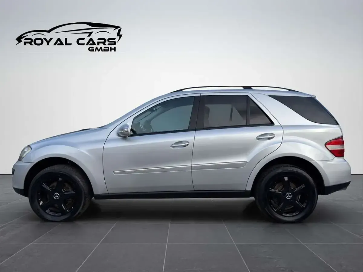 Gebraucht Mercedes ML320 224 PS (164 kW) 2006 Silber SUV