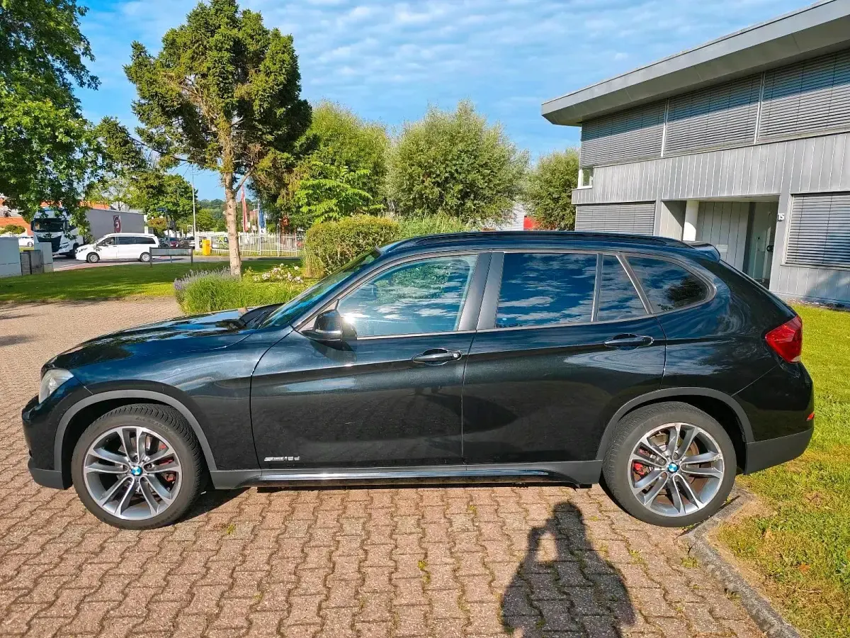 Gebraucht BMW X1 143 PS (105 kW) 2013 Schwarz SUV