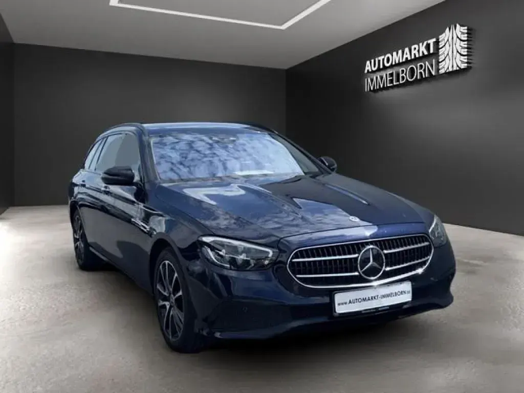 Gebraucht Mercedes 220 220 PS (161 kW) 2022 Cavansitblau (metallic) Kombi