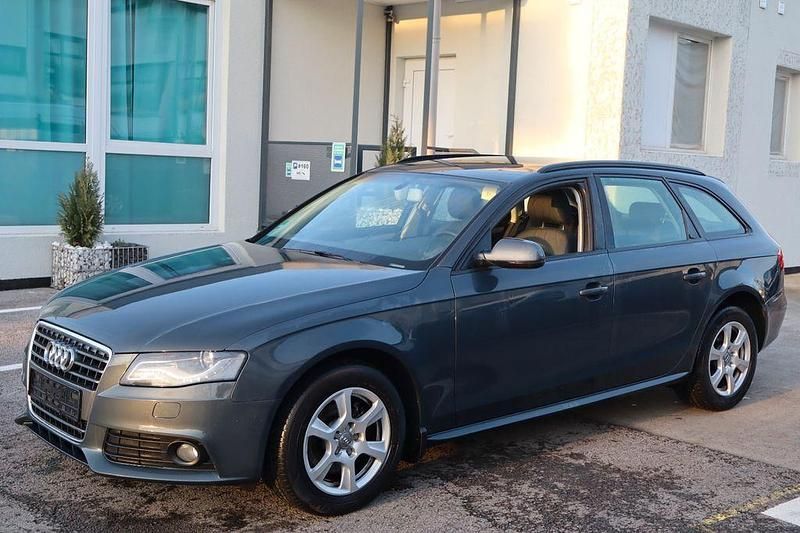Gebraucht Audi A4 Attraction 179 PS (131 kW) 2011 Grau Kombi