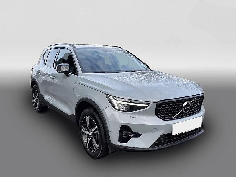 Gebraucht Volvo XC40 Plus 163 PS (119 kW) 2024 Grau SUV