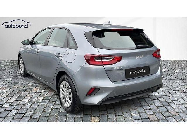 Neu Kia Ceed Best 140 PS (102 kW) 2025 Kleinwagen