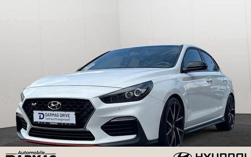 Weiß Gebraucht 2020 Hyundai i30 N Performance Limousine | 22.990 € (Guter Preis) - Bild 1/4