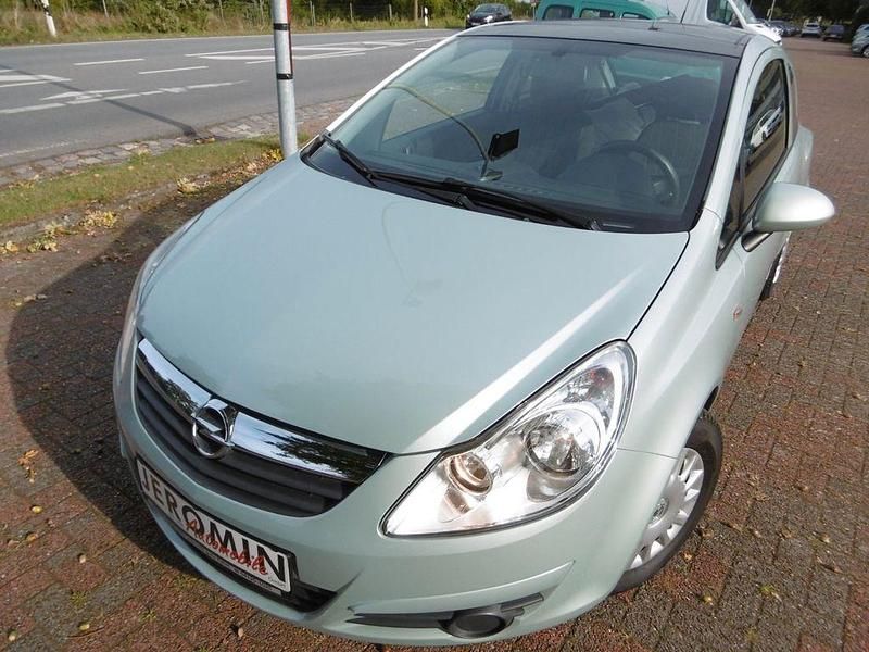 Gebraucht Opel Corsa Edition 60 PS (44 kW) 2009 Grün Limousine
