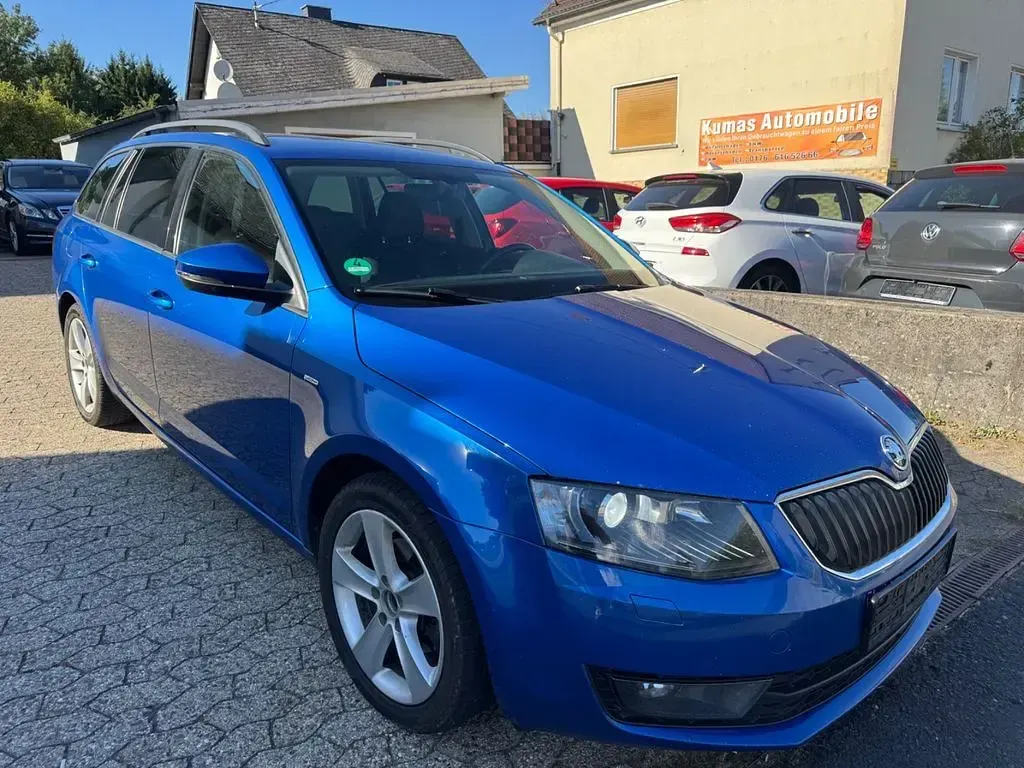 Gebraucht Skoda Octavia Joy 150 PS (110 kW) 2016 Blau Kombi