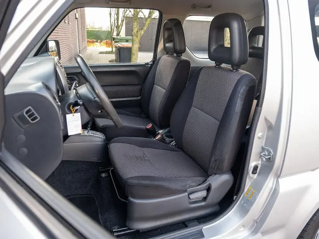 Gebraucht Suzuki Jimny Exclusive 86 PS (63 kW) 2008 Grau SUV