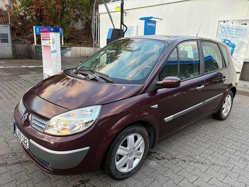 Violet Gebraucht 2005 Renault Scénic II Avantage Van / Kleinbus | 2.500 € (Etwas zu teuer) - Bild 1/4