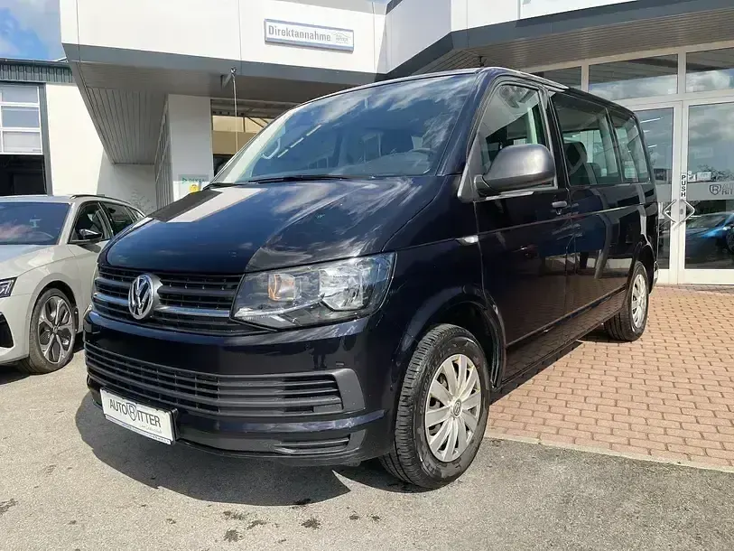 Gebraucht VW Multivan Trendline 150 PS (110 kW) 2018 Schwarz Van / Kleinbus