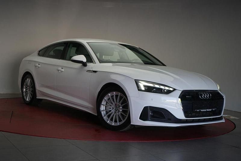 Weiß Gebraucht 2020 Audi A5 Performance Coupé | 28.950 € (Superpreis) - Bild 1/4