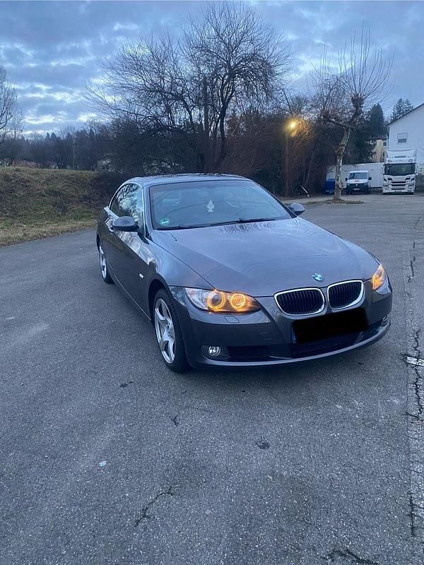 Gebraucht BMW 320 Cabriolet 170 PS (125 kW) 2007 Grau Cabrio