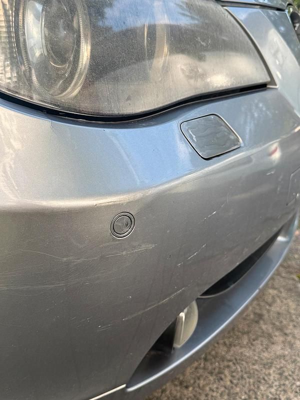 Gebraucht BMW 520 170 PS (125 kW) 2004 Grau Limousine