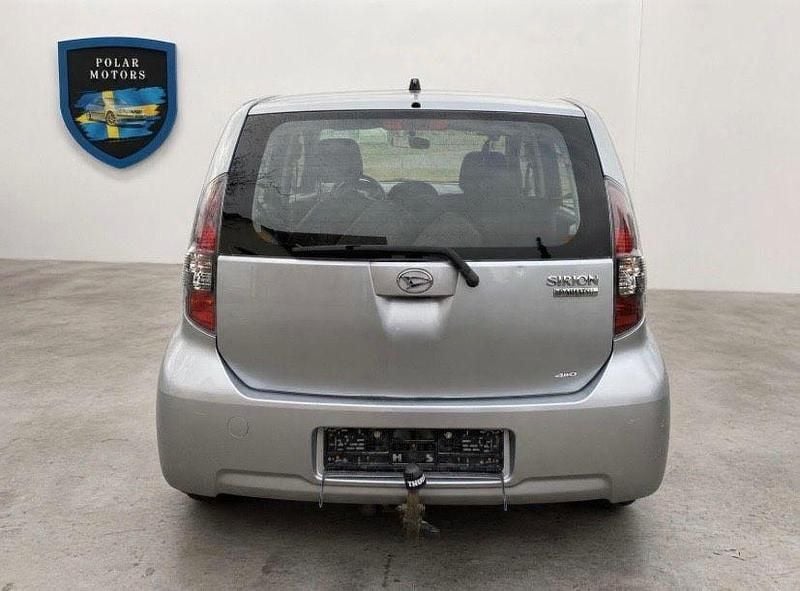 Gebraucht Daihatsu Sirion 91 PS (66 kW) 2011 Silber Kleinwagen