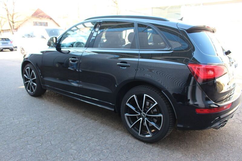 Gebraucht Audi SQ5 Sport 313 PS (230 kW) 2015 Mythosschwarz metallic SUV