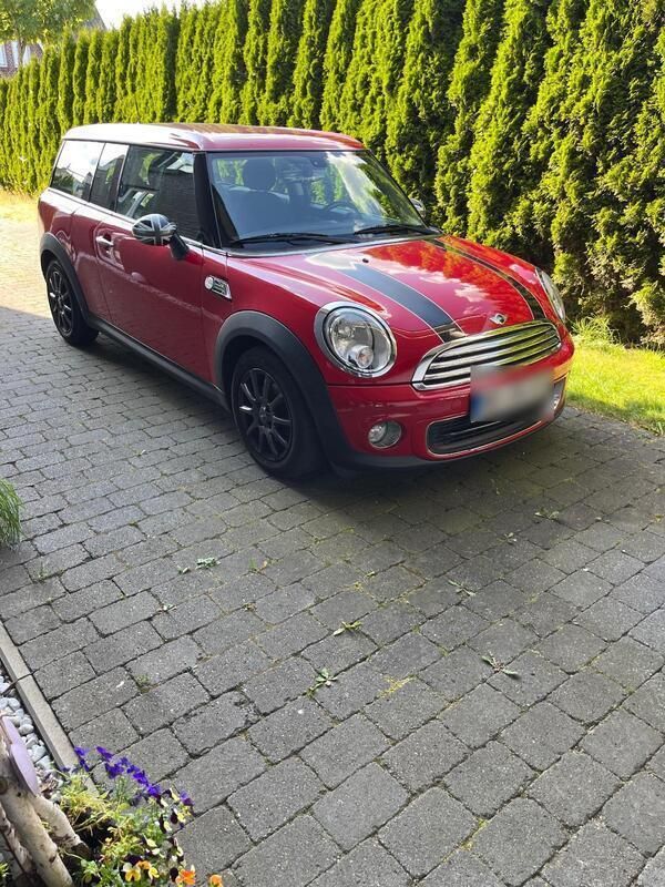 Rot Gebraucht 2012 Mini One Clubman Kombi | 5.900 € (Teuer) - Bild 1/4