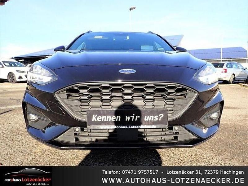 Gebraucht Ford Focus ST-Line 150 PS (110 kW) 2020 Schwarz Kombi