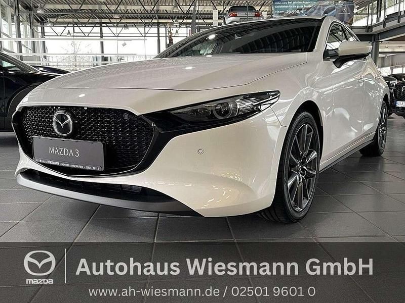 Neu Mazda 3 140 PS (102 kW) 2025 Snowflake white pearl Limousine