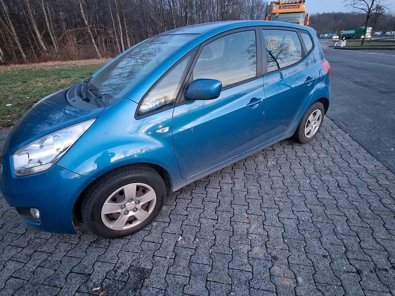 Gebraucht Kia Venga 90 PS (66 kW) 2011 Kleinwagen