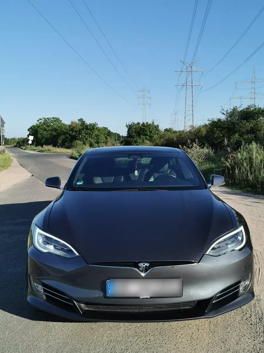 Gebraucht Tesla Model S 397 kW (541 PS) 2020 Kleinwagen
