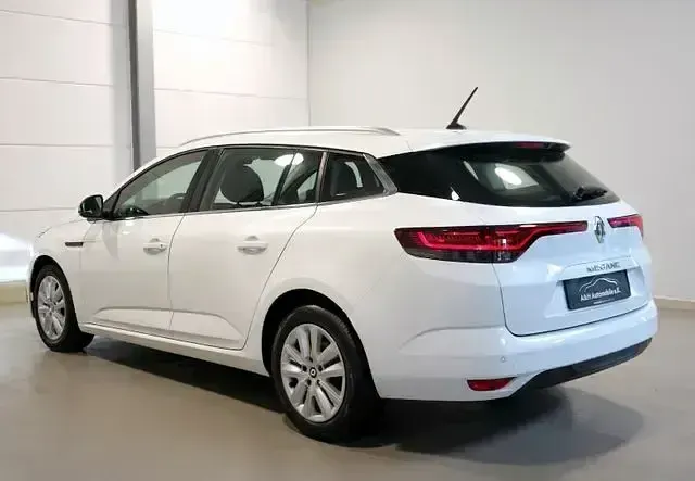 Gebraucht Renault Mégane II Business 116 PS (85 kW) 2021 Weiß Limousine