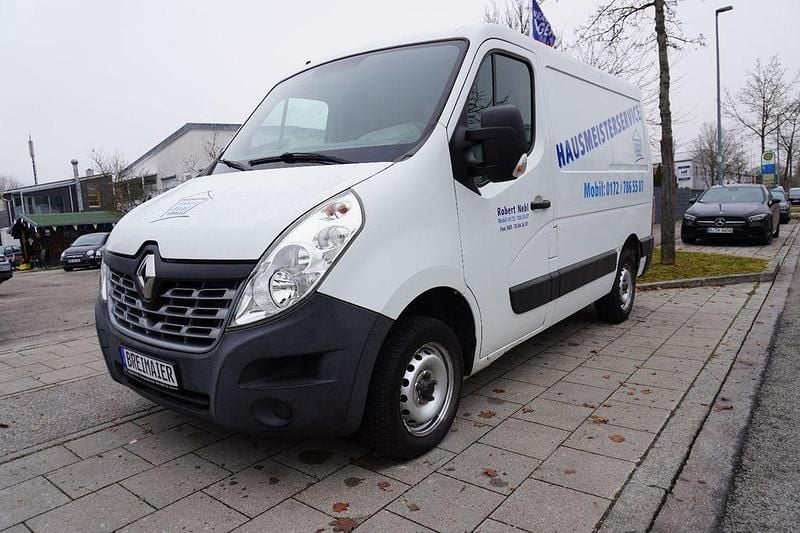 Weiß Gebraucht 2016 Renault Master Limousine | 9.650 € (Guter Preis) - Bild 1/4