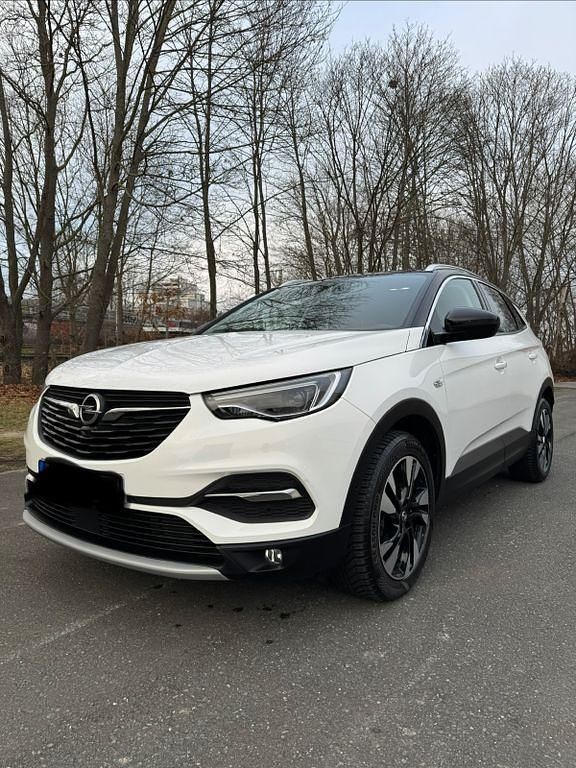 Weiß Gebraucht 2020 Opel Grandland X Ultimate SUV | 19.000 € (Fairer Preis) - Bild 1/4