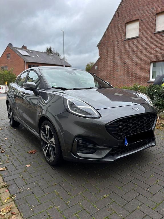 Grau Gebraucht 2022 Ford Puma Gen-E ST-Line X SUV | 22.500 € (Fairer Preis) - Bild 1/4