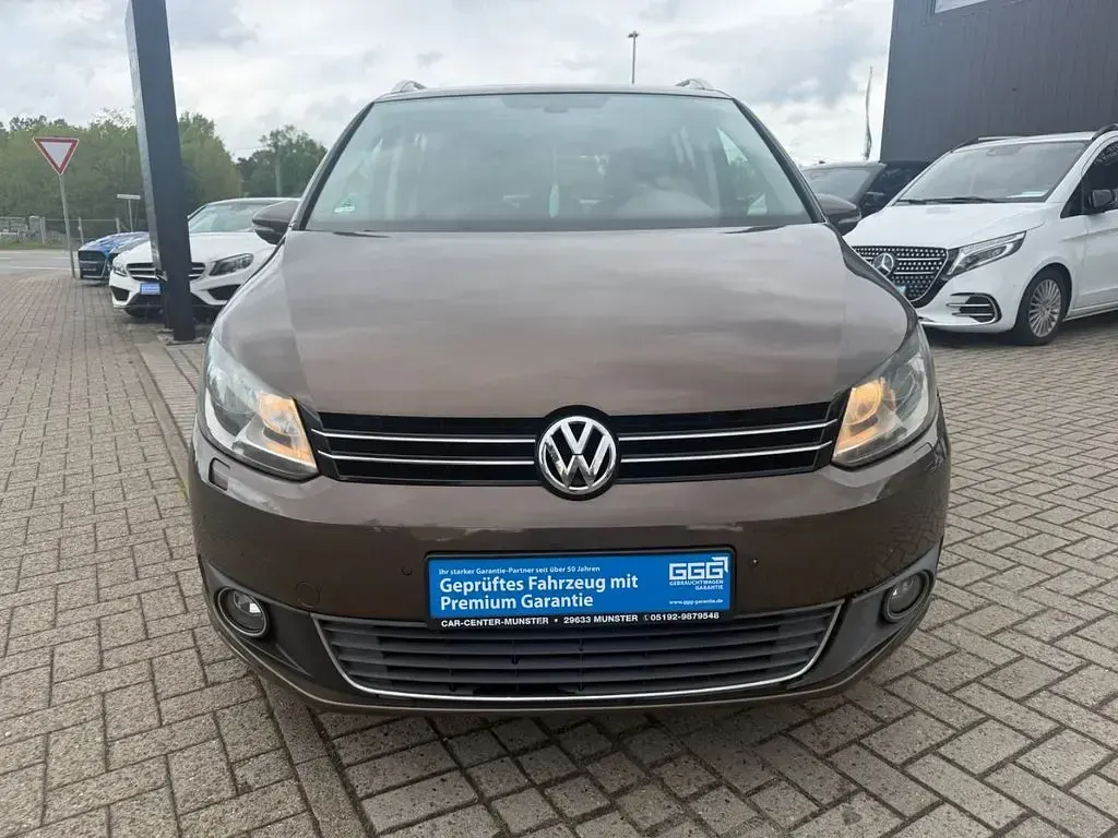 Gebraucht VW Touran Highline 170 PS (125 kW) 2010 Braun Van / Kleinbus