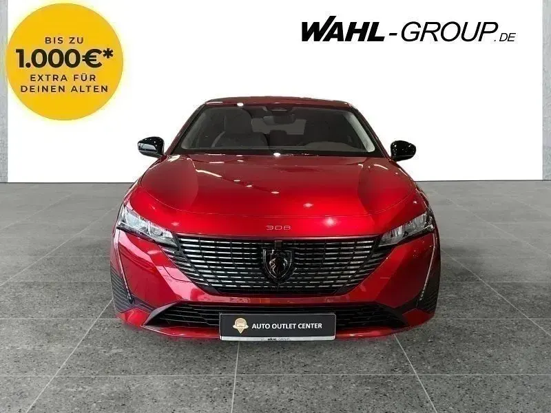 Neu Peugeot 308 Allure 136 PS (100 kW) 2025 Rot Kombi
